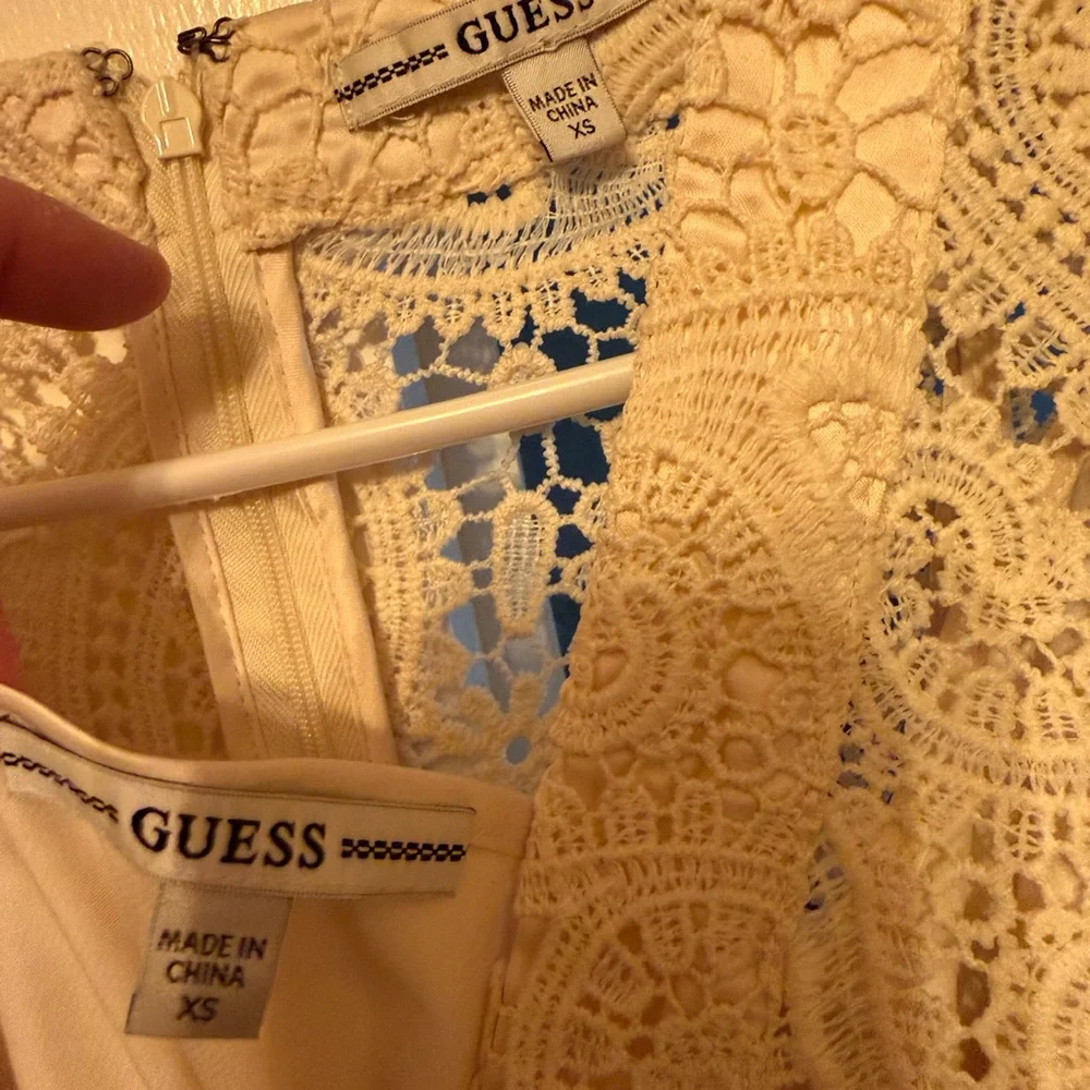 NWOT Guess Crochet Lace Dress in Cream - Picture 5 of 10
